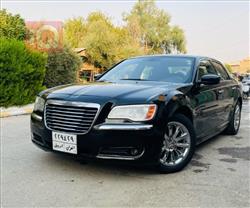کرایسلەر 300
